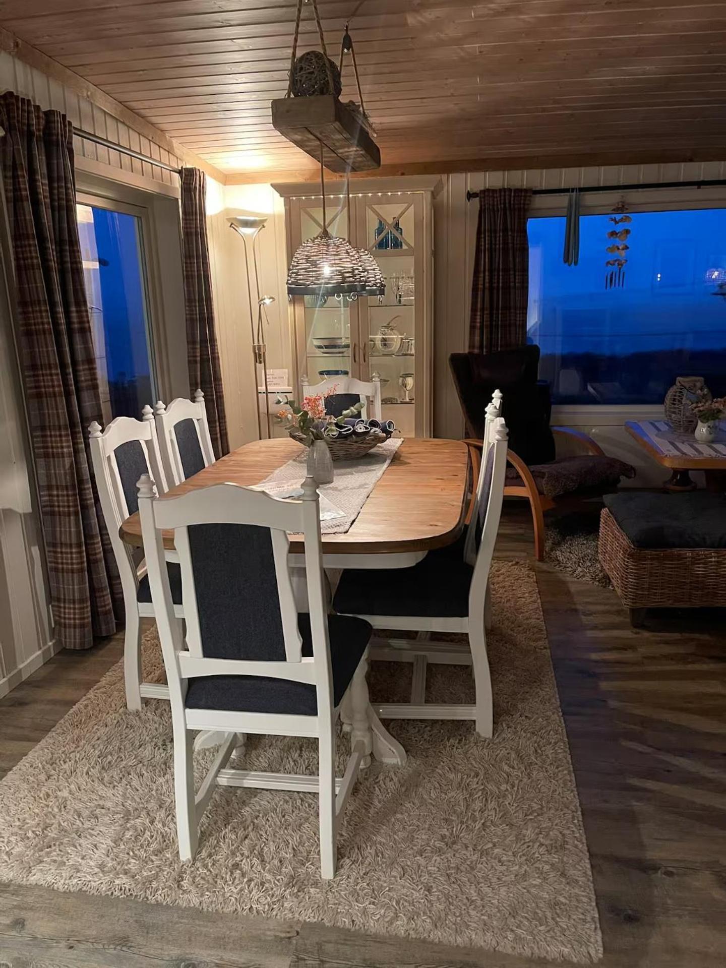 Paradis I Brenna, Lofoten Feriehus *